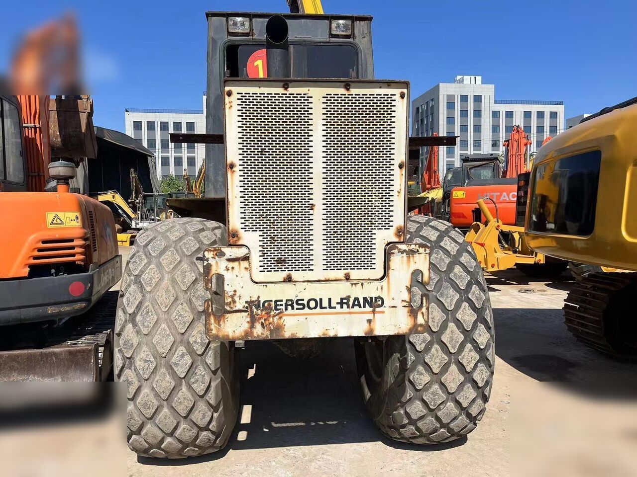 INGERSOLL-RAND SD100D - Каток: фото 4 INGERSOLL-RAND SD100D - Каток: фото 4