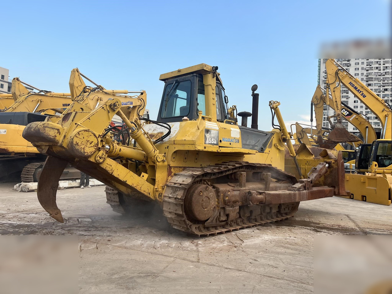 KOMATSU D155A-5 - Бульдозер: фото 2 KOMATSU D155A-5 - Бульдозер: фото 2
