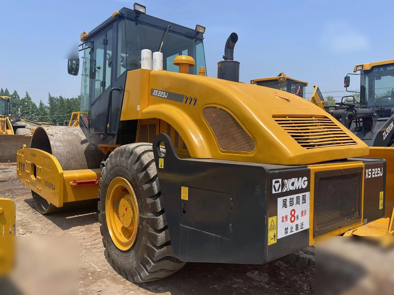 XCMG XS223J - Каток: фото 3 XCMG XS223J - Каток: фото 3