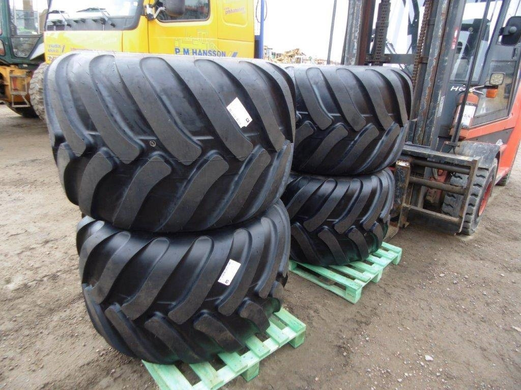 Trelleborg Twin 428 710-40-22,5 med fälg - Колесо для Другой техники: фото 2 Trelleborg Twin 428 710-40-22,5 med fälg - Колесо для Другой техники: фото 2
