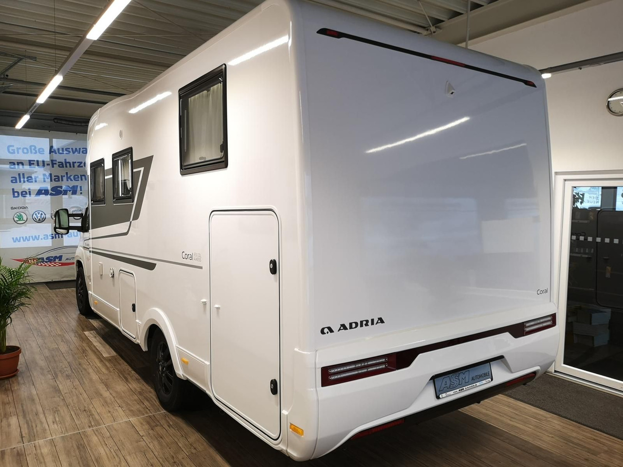 Adria Coral ALL-IN 650 DL*SOLAR*MARKISE*NAVI*SOFORT* - Полуинтегрированный автодом: фото 5 Adria Coral ALL-IN 650 DL*SOLAR*MARKISE*NAVI*SOFORT* - Полуинтегрированный автодом: фото 5