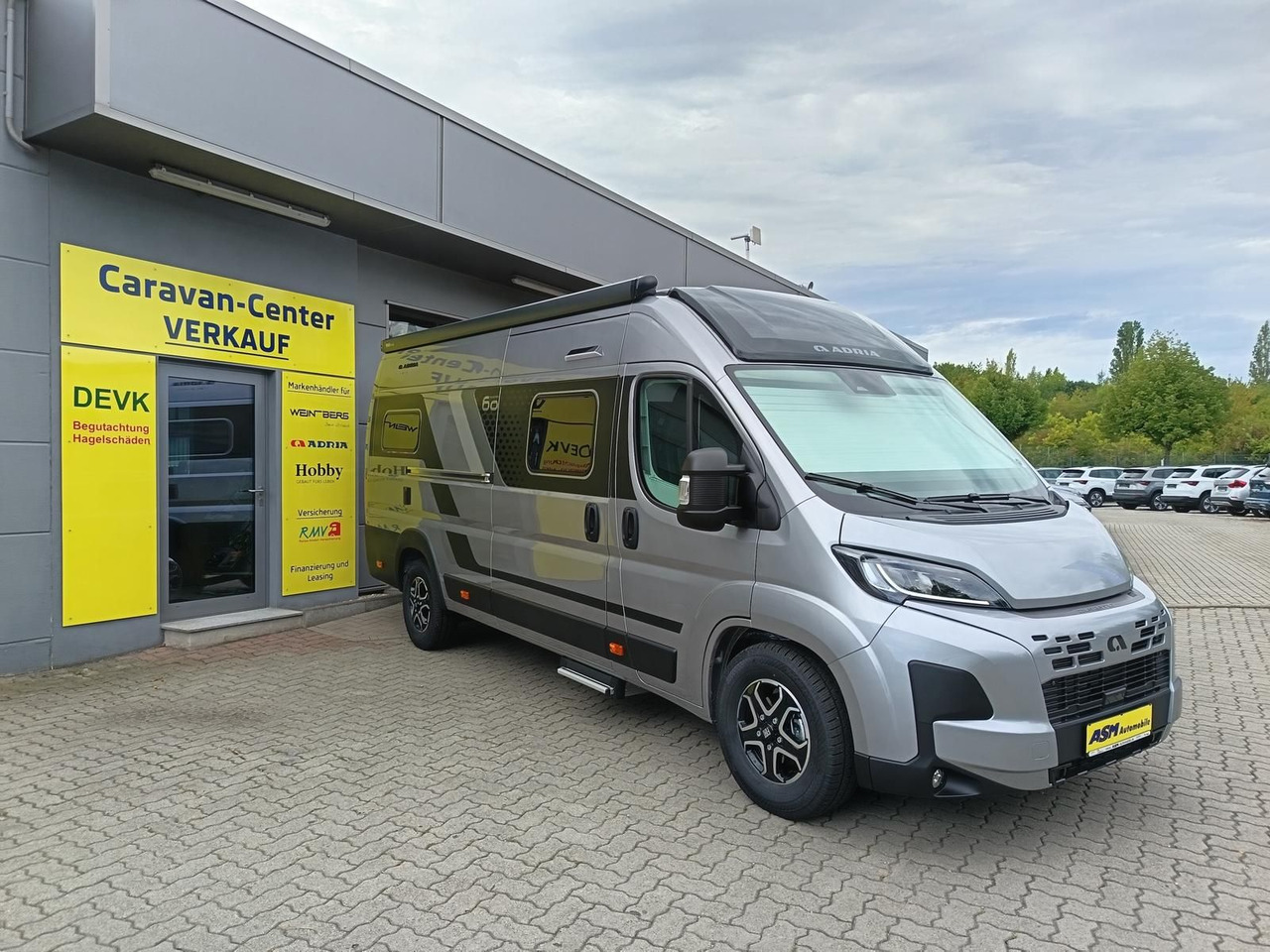 Adria Twin "60Y" 640 SLB 4,25MAXI*JUBILEE*MARKISE*LED - Кастенваген: фото 2 Adria Twin "60Y" 640 SLB 4,25MAXI*JUBILEE*MARKISE*LED - Кастенваген: фото 2