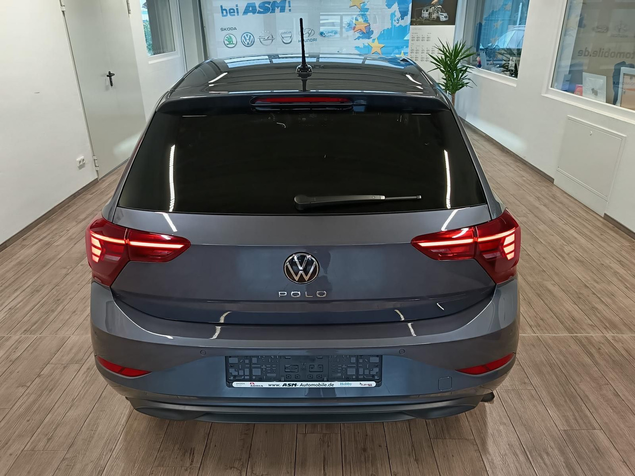 Volkswagen Polo Life 1.0 TSI 70 kW*LED*R-KAM*TEMP*PDC*SHZ* - Легковой автомобиль: фото 5 Volkswagen Polo Life 1.0 TSI 70 kW*LED*R-KAM*TEMP*PDC*SHZ* - Легковой автомобиль: фото 5