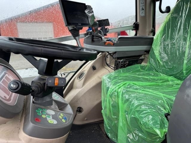 Fendt 828 Vario S4 Profi - Трактор: фото 4 Fendt 828 Vario S4 Profi - Трактор: фото 4