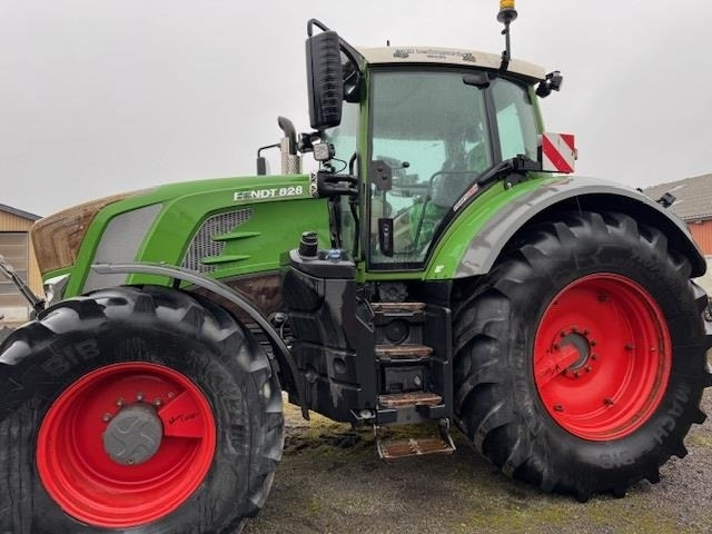 Fendt 828 Vario S4 Profi - Трактор: фото 1 Fendt 828 Vario S4 Profi - Трактор: фото 1