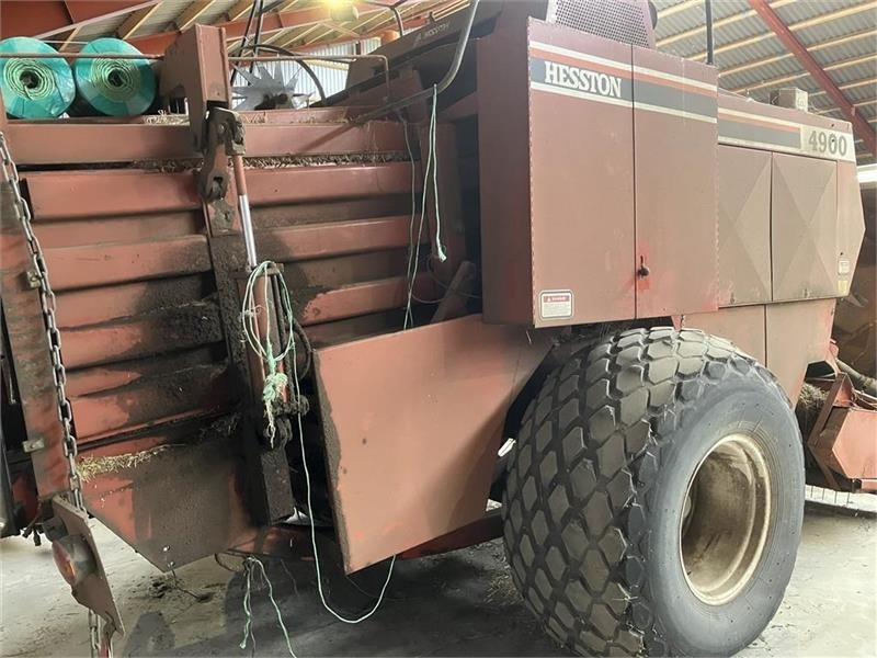 Hesston 4900 - Пресс-подборщик тюковый: фото 2 Hesston 4900 - Пресс-подборщик тюковый: фото 2