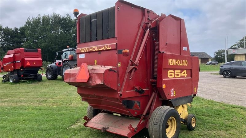 New Holland 654 RUNDBALLEPRESSER Cropcutter - Пресс-подборщик рулонный: фото 4 New Holland 654 RUNDBALLEPRESSER Cropcutter - Пресс-подборщик рулонный: фото 4