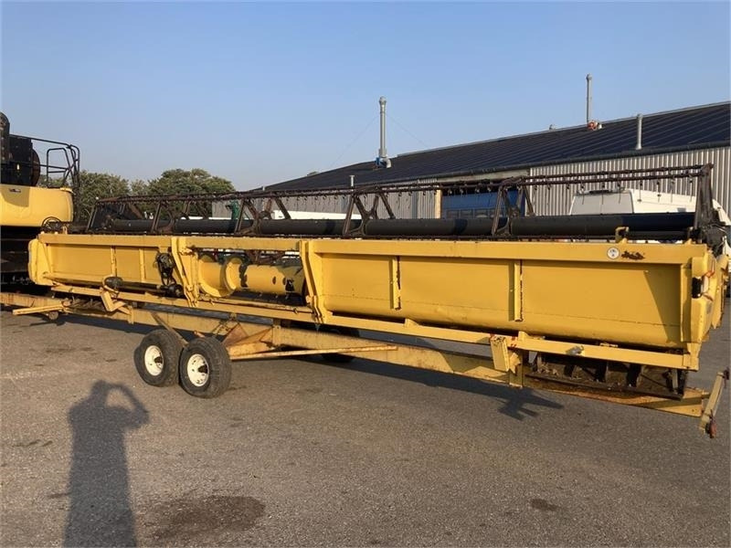 New Holland CR 980 - Зерноуборочный комбайн: фото 5 New Holland CR 980 - Зерноуборочный комбайн: фото 5