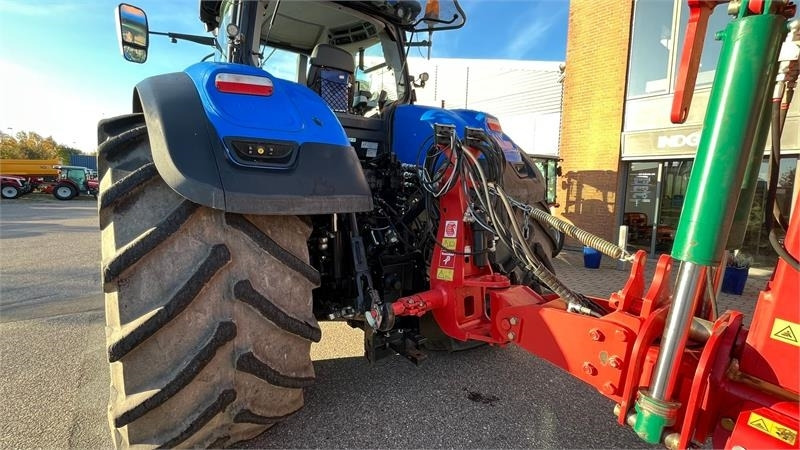 New Holland T7.315 HD AutoComand - Трактор: фото 4 New Holland T7.315 HD AutoComand - Трактор: фото 4