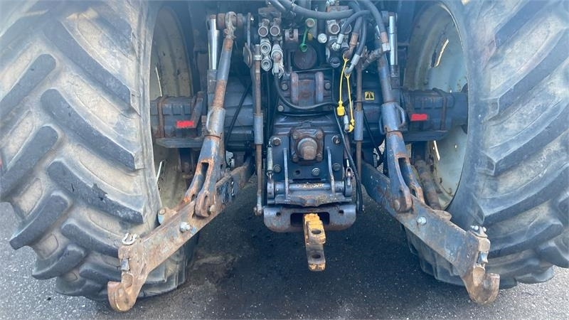 New Holland TS115 - Трактор: фото 4 New Holland TS115 - Трактор: фото 4