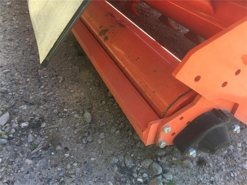 Perfect KT-300 - Косилка-измельчитель: фото 5 Perfect KT-300 - Косилка-измельчитель: фото 5