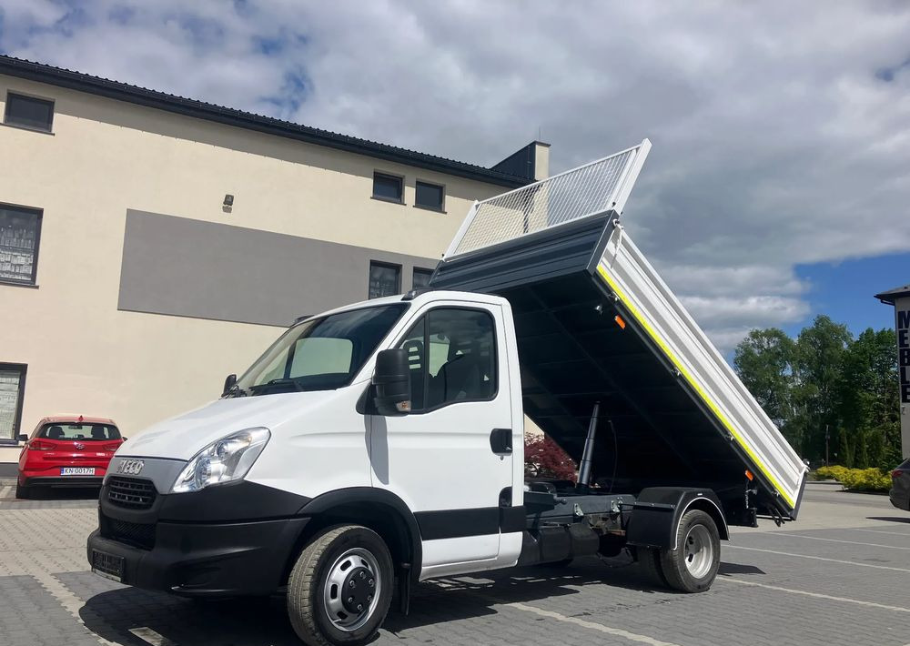 Iveco Iveco daily 35C13 wywrotka solidny kiper - Малотоннажный самосвал: фото 1 Iveco Iveco daily 35C13 wywrotka solidny kiper - Малотоннажный самосвал: фото 1