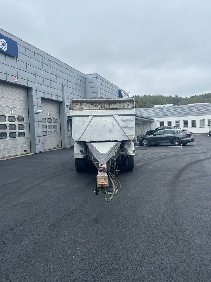 Istrail TN-144 3-axlig Dumperkärra - Самосвальный прицеп: фото 2 Istrail TN-144 3-axlig Dumperkärra - Самосвальный прицеп: фото 2