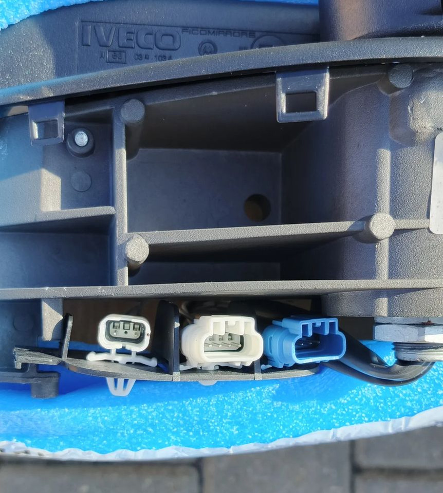 IVECO STRALIS LUSTERKO LEWE NOWE 5801765195 - Зеркало заднего вида для Грузовиков: фото 2 IVECO STRALIS LUSTERKO LEWE NOWE 5801765195 - Зеркало заднего вида для Грузовиков: фото 2