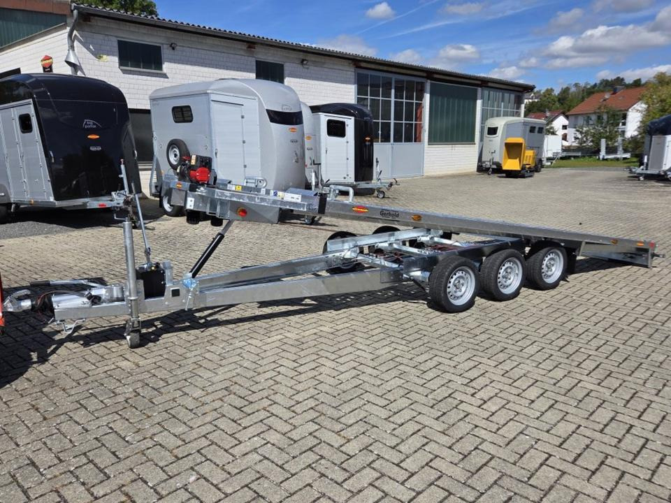 Böckmann PKW-Anhänger, Autotransporter 3,5to. E-Winde 100 km/h - Прицеп-автовоз: фото 1 Böckmann PKW-Anhänger, Autotransporter 3,5to. E-Winde 100 km/h - Прицеп-автовоз: фото 1