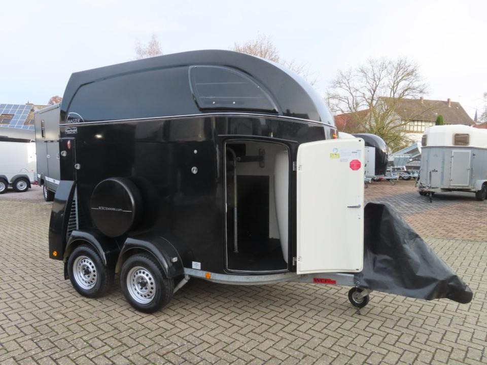 Pferdeanhänger Böckmann Master, Aluboden Sattelkammer 100 Km/h - Прицеп-коневоз: фото 2 Pferdeanhänger Böckmann Master, Aluboden Sattelkammer 100 Km/h - Прицеп-коневоз: фото 2