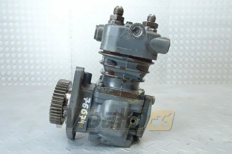 Deutz 01181605 - Воздушный компрессор: фото 1 Deutz 01181605 - Воздушный компрессор: фото 1