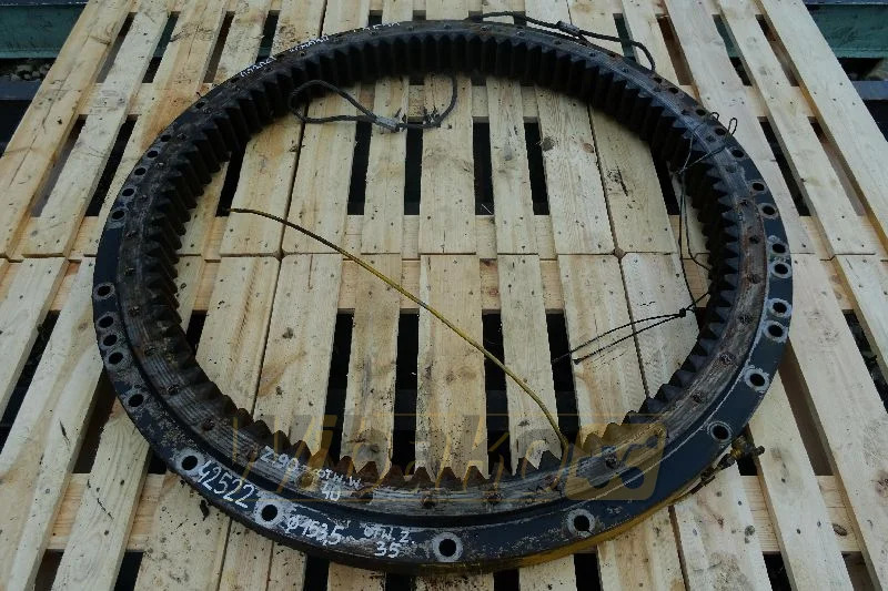 Komatsu PC290-6 - Поворотное кольцо для Строительной техники: фото 1 Komatsu PC290-6 - Поворотное кольцо для Строительной техники: фото 1