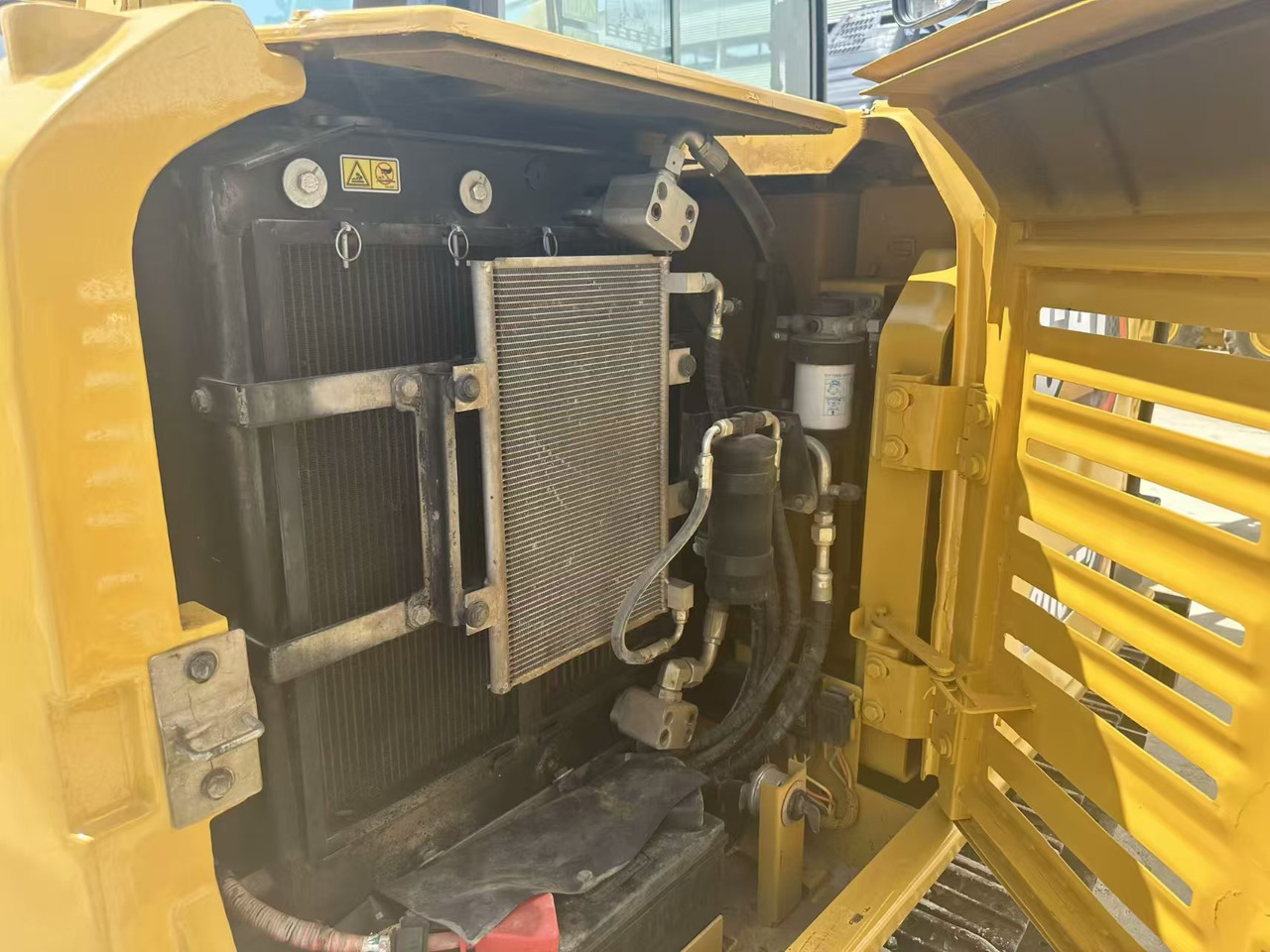 CATERPILLAR 306E2 - Гусеничный экскаватор: фото 3 CATERPILLAR 306E2 - Гусеничный экскаватор: фото 3