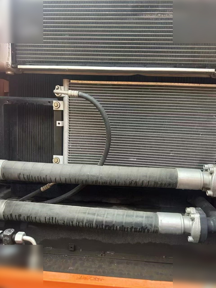 DOOSAN DX225 LC-9C - Гусеничный экскаватор: фото 4 DOOSAN DX225 LC-9C - Гусеничный экскаватор: фото 4