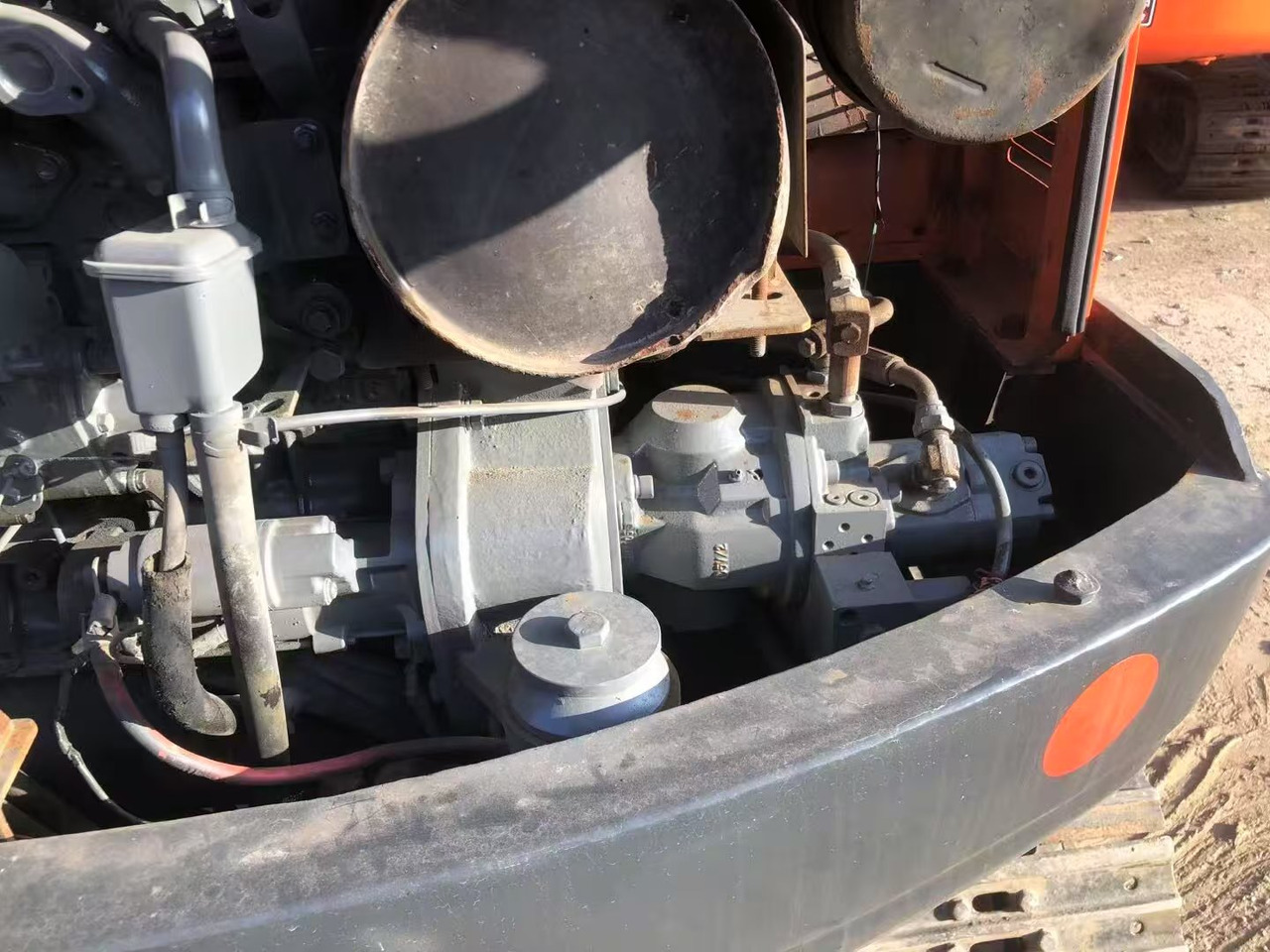 DOOSAN DX55-9C - Гусеничный экскаватор: фото 2 DOOSAN DX55-9C - Гусеничный экскаватор: фото 2