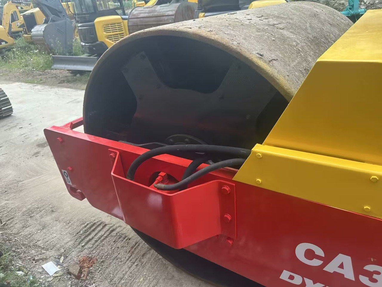 DYNAPAC CA30D - Компактор: фото 2 DYNAPAC CA30D - Компактор: фото 2