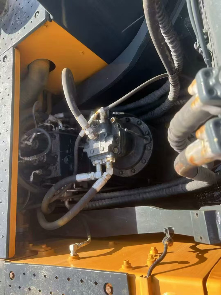 HYUNDAI R305-9 - Гусеничный экскаватор: фото 4 HYUNDAI R305-9 - Гусеничный экскаватор: фото 4