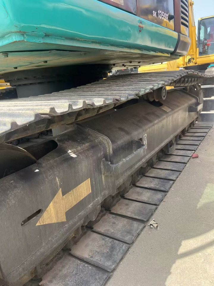 KOBELCO 135SR - Гусеничный экскаватор: фото 3 KOBELCO 135SR - Гусеничный экскаватор: фото 3