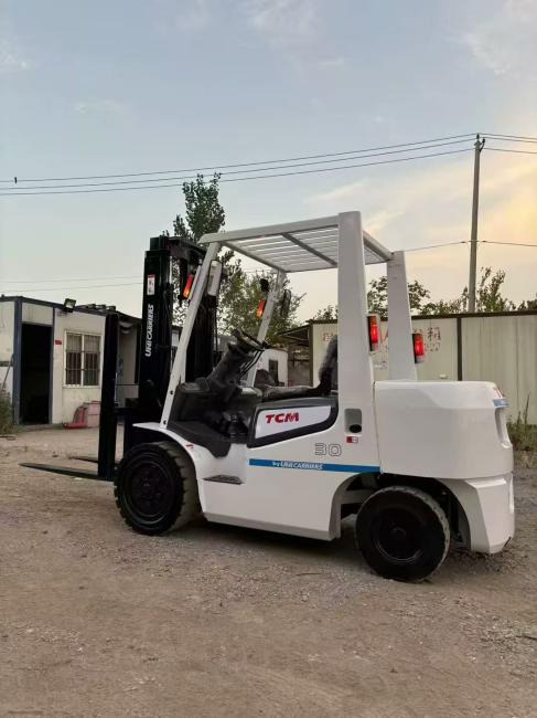 TCM 3-TON - Дизельный погрузчик: фото 3 TCM 3-TON - Дизельный погрузчик: фото 3