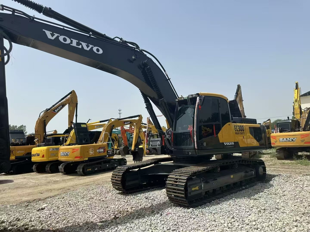 Volvo EC300 - Гусеничный экскаватор: фото 3 Volvo EC300 - Гусеничный экскаватор: фото 3
