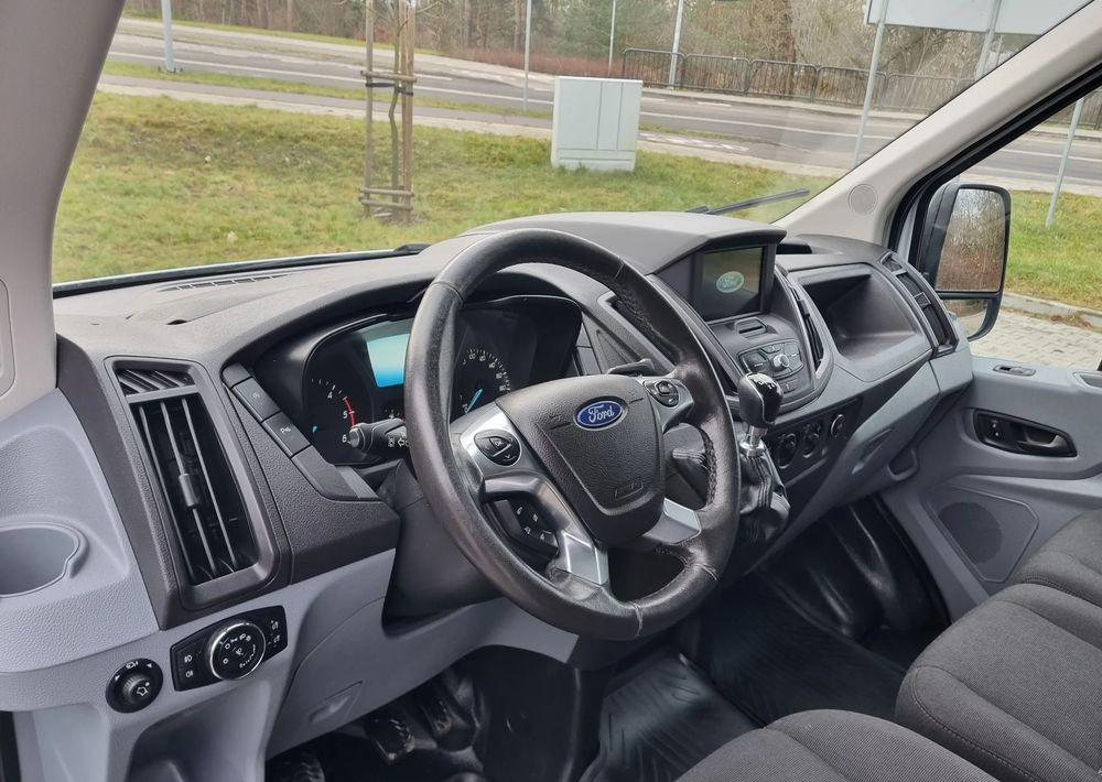Легковой фургон Ford Transit: фото 14