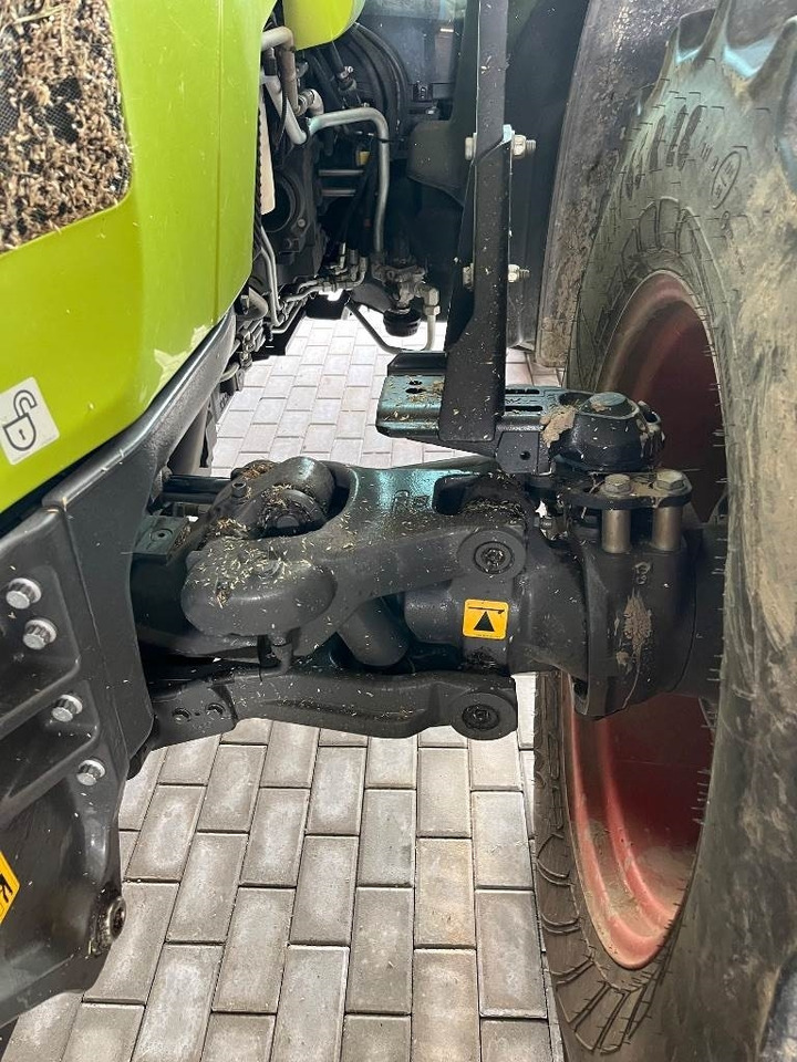 Claas Arion 440 - Трактор: фото 5 Claas Arion 440 - Трактор: фото 5