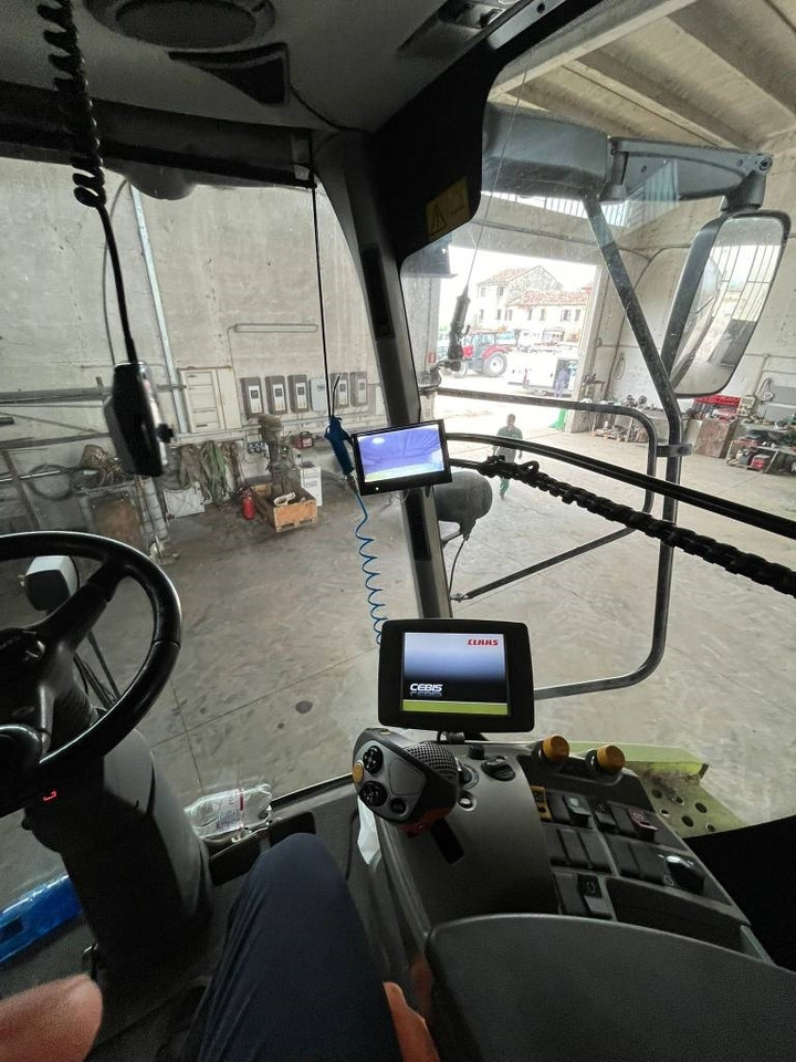 Claas Lexion 760 - Зерноуборочный комбайн: фото 2 Claas Lexion 760 - Зерноуборочный комбайн: фото 2