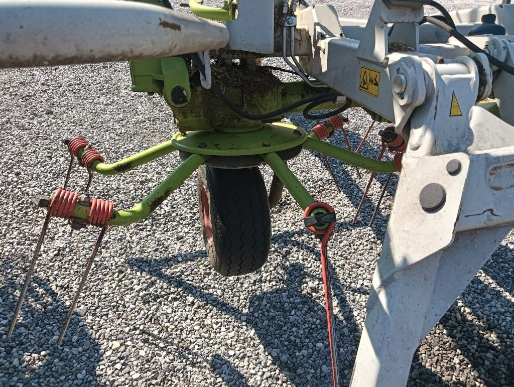 Claas Volto 900 T - Сеноворошилка: фото 3 Claas Volto 900 T - Сеноворошилка: фото 3