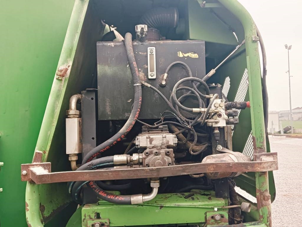 Faresin LEADER 2600 - Кормораздатчик: фото 4 Faresin LEADER 2600 - Кормораздатчик: фото 4