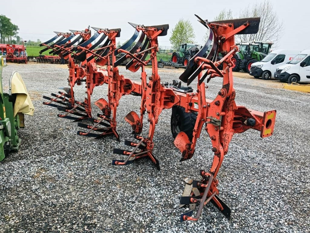 Kuhn Vari-Master 153 - Плуг: фото 4 Kuhn Vari-Master 153 - Плуг: фото 4