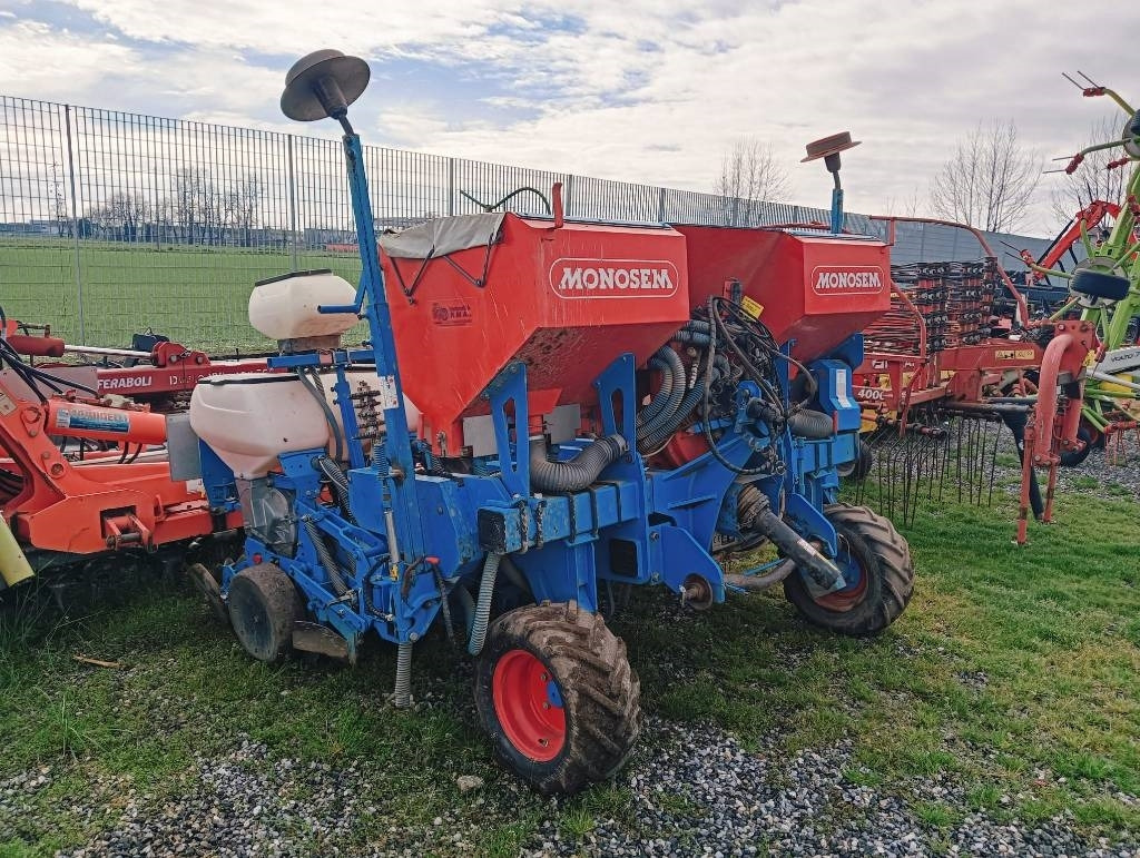 Monosem NG PLUS 4 - Сеялка точного высева: фото 1 Monosem NG PLUS 4 - Сеялка точного высева: фото 1