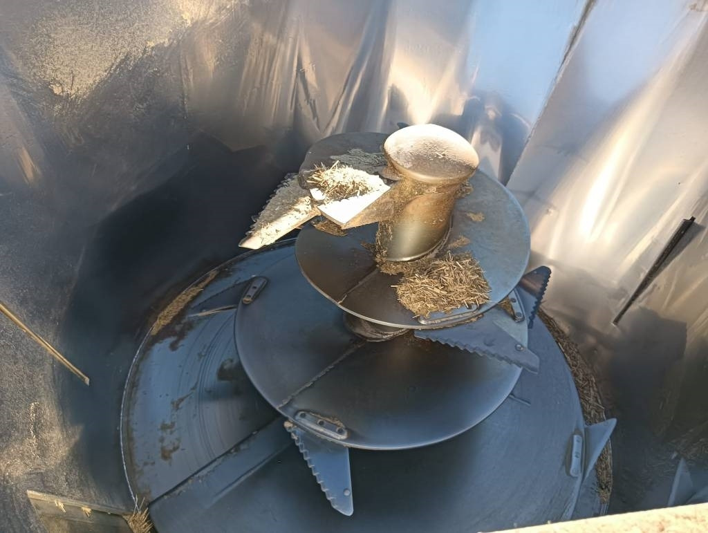 PAGLIARI Thv 116 - Кормораздатчик: фото 3 PAGLIARI Thv 116 - Кормораздатчик: фото 3