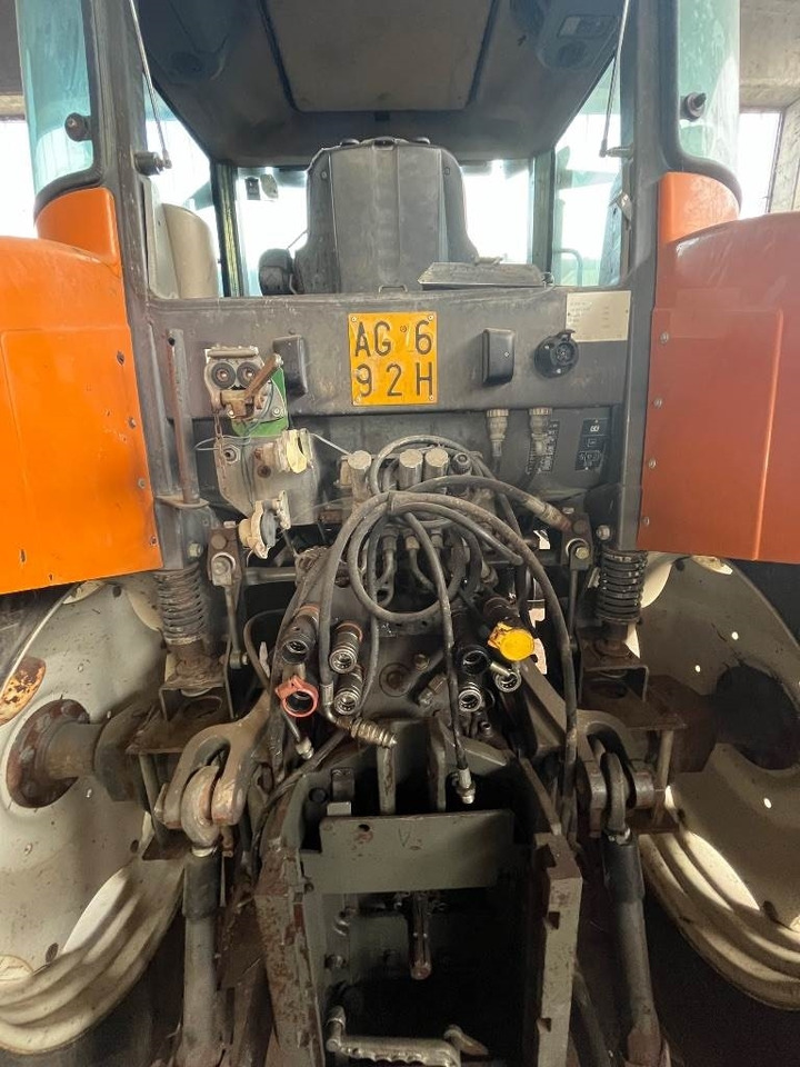 Renault Ares 640 RZ - Трактор: фото 4 Renault Ares 640 RZ - Трактор: фото 4