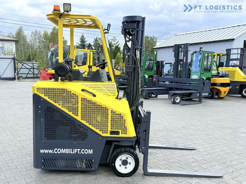 Четырехсторонний погрузчик Combilift C3000CB / GAS / TRIPLEX 4900MM / FREE LIFT / FORK POSITIONER / SIDE SHIFT / EXCELLENT CONDITION / Wide range of four-way and sid: фото 9