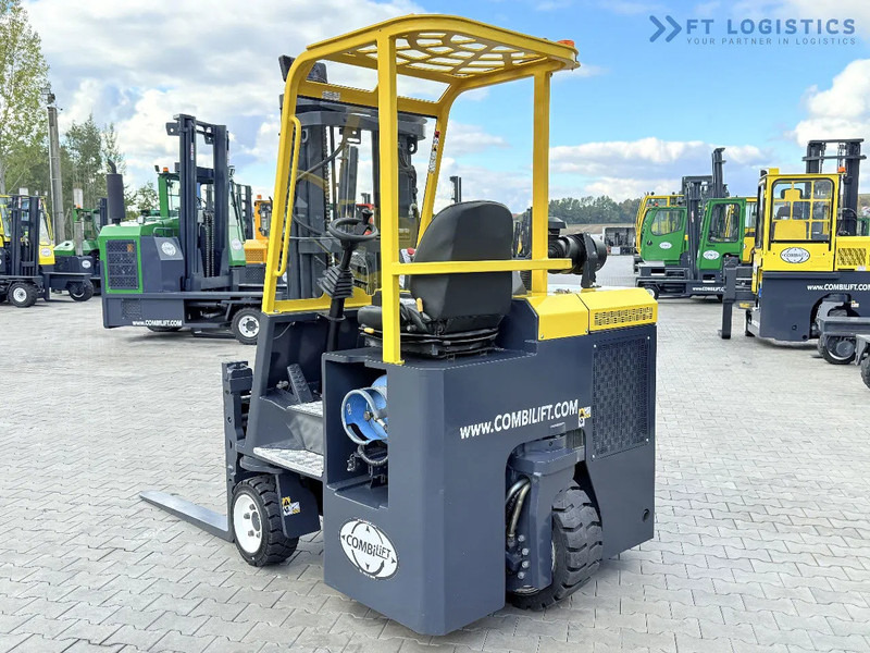 Четырехсторонний погрузчик Combilift C3000CB / GAS / TRIPLEX 4900MM / FREE LIFT / FORK POSITIONER / SIDE SHIFT / EXCELLENT CONDITION / Wide range of four-way and sid: фото 12