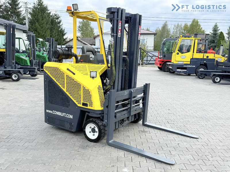 Четырехсторонний погрузчик Combilift C3000CB / GAS / TRIPLEX 4900MM / FREE LIFT / FORK POSITIONER / SIDE SHIFT / EXCELLENT CONDITION / Wide range of four-way and sid: фото 8