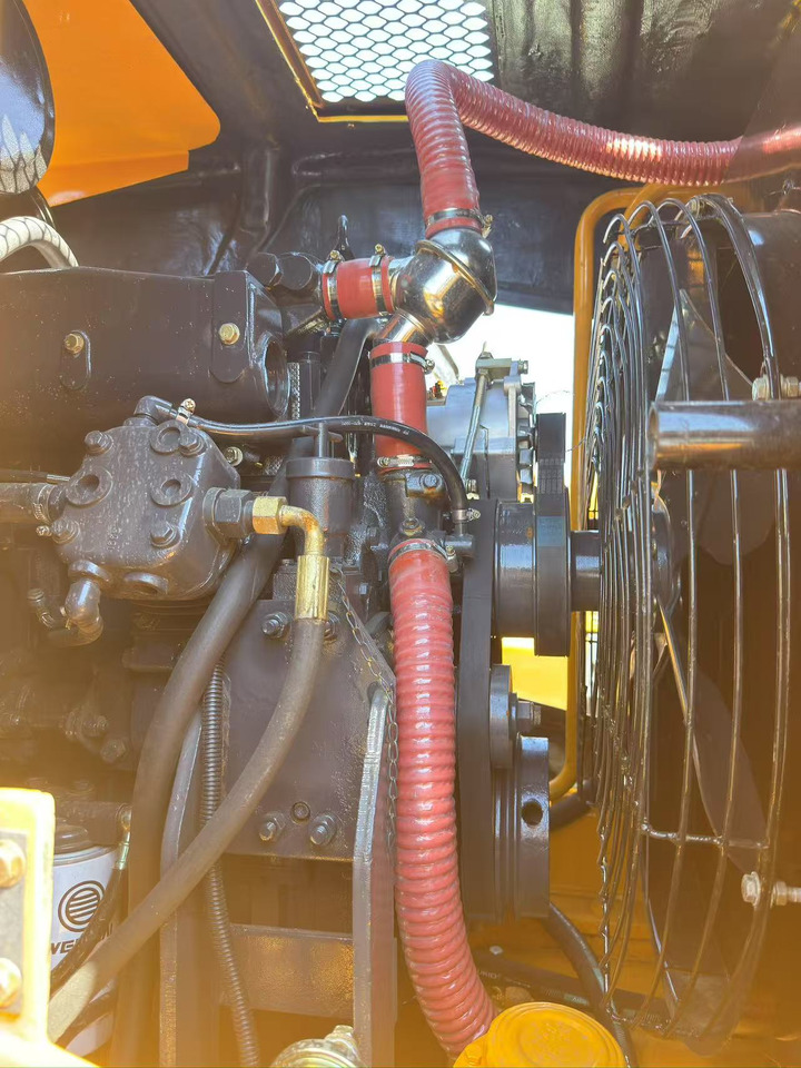 LIUGONG 856 - Колёсный погрузчик: фото 2 LIUGONG 856 - Колёсный погрузчик: фото 2