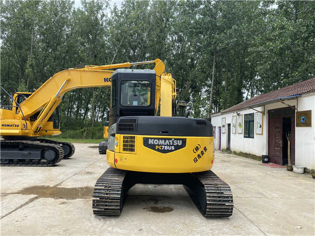 High Quality Used Crawler Excavator komatsu Pc78 Pc128 Pc138 Pc200-8 Pc220-8 Pc240-8 Excavator - Гусеничный экскаватор: фото 5 High Quality Used Crawler Excavator komatsu Pc78 Pc128 Pc138 Pc200-8 Pc220-8 Pc240-8 Excavator - Гусеничный экскаватор: фото 5