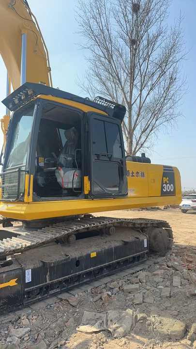 Nice Performance komatsu Pc300-7 Excavator Second Hand 30 Ton Construction Equipment Komatsu Excavator in Stock for Sale - Гусеничный экскаватор: фото 2 Nice Performance komatsu Pc300-7 Excavator Second Hand 30 Ton Construction Equipment Komatsu Excavator in Stock for Sale - Гусеничный экскаватор: фото 2
