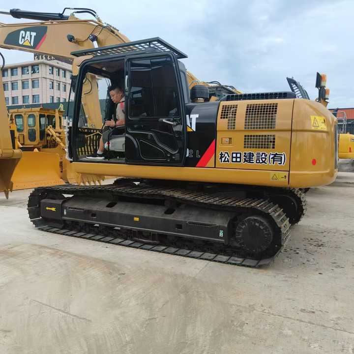 Used Digger CAT 323 Construction Machinery Construction Digger Used CAT 323 Cheap Excavator - Гусеничный экскаватор: фото 2 Used Digger CAT 323 Construction Machinery Construction Digger Used CAT 323 Cheap Excavator - Гусеничный экскаватор: фото 2