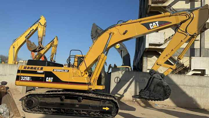 Used Digger CAT 325BL Construction Machinery Construction Digger Used CAT 325BL Cheap Excavator - Гусеничный экскаватор: фото 4 Used Digger CAT 325BL Construction Machinery Construction Digger Used CAT 325BL Cheap Excavator - Гусеничный экскаватор: фото 4