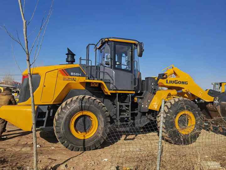 Used LIUGONG 856H wheel in Good Condition for sale 90%new uesd Loader liugong 856h Used Loader For Sale - Колёсный погрузчик: фото 4 Used LIUGONG 856H wheel in Good Condition for sale 90%new uesd Loader liugong 856h Used Loader For Sale - Колёсный погрузчик: фото 4