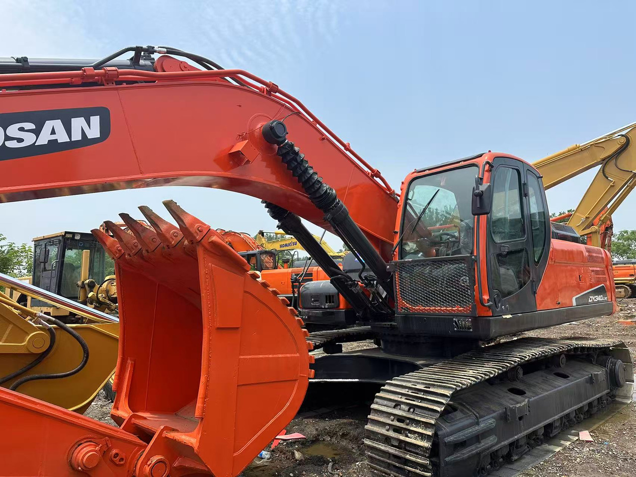 DOOSAN DX340LC-9C - Гусеничный экскаватор: фото 3 DOOSAN DX340LC-9C - Гусеничный экскаватор: фото 3