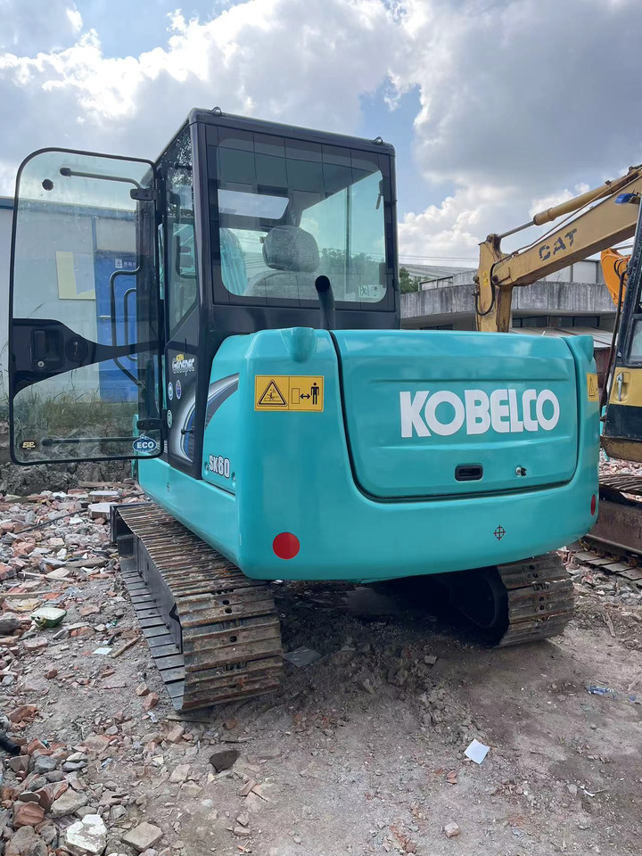 KOBELCO SK60 - Мини-экскаватор: фото 1 KOBELCO SK60 - Мини-экскаватор: фото 1